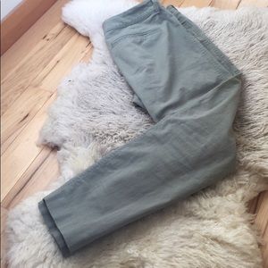 Navy green capri OLD NAVY jeans🦖